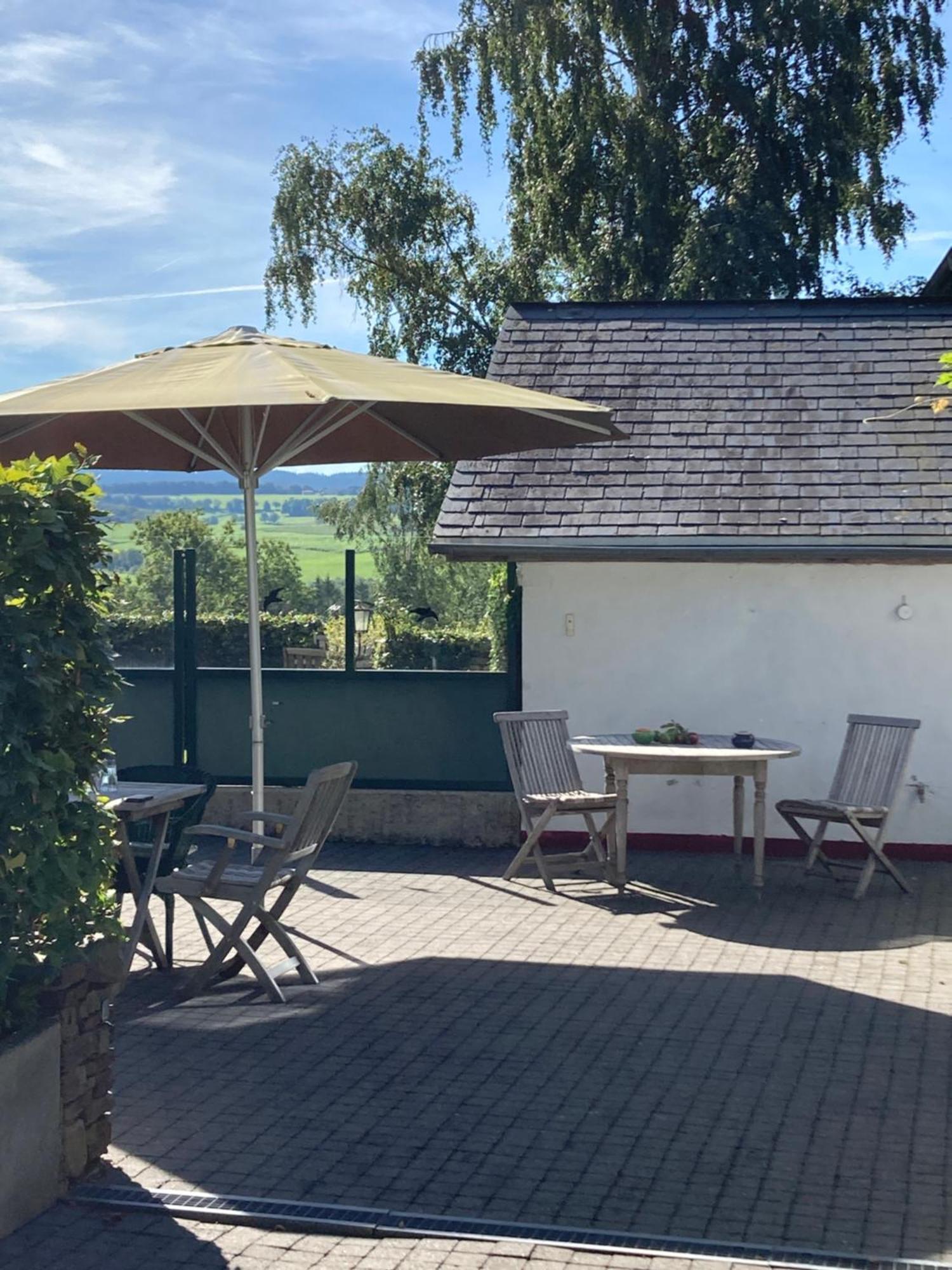 Paulis Cozy 4-Bedroom Vacation Home - With 4 Bathrooms Sun Terrace & Sauna, Nice To Hike & Bike, To Chil & Meet Bullange Exterior photo